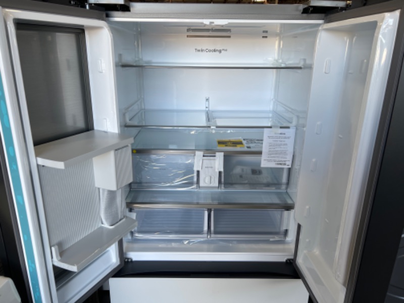 Photo 3 of Samsung Bespoke 30.1-cu ft Smart French Door Refrigerator with Dual Ice Maker and Door within Door (White Glass- All Panels) ENERGY STAR