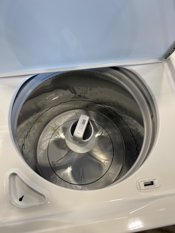 Photo 3 of Whirlpool 3.8-cu ft High Efficiency Impeller and Agitator Top-Load Washer (White)