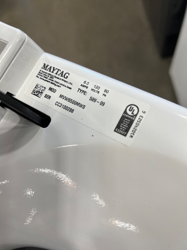 Photo 2 of Maytag Pet Pro 4.7-cu ft High Efficiency Agitator Top-Load Washer (White)