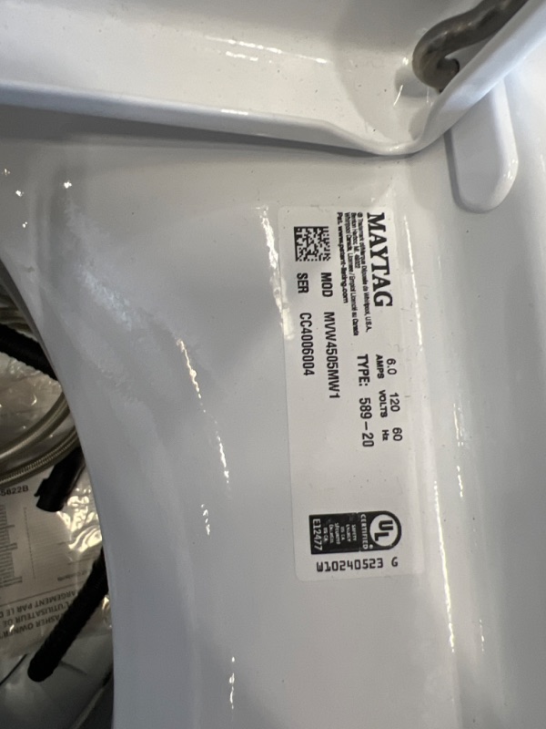 Photo 5 of Maytag 4.5-cu ft High Efficiency Agitator Top-Load Washer (White)