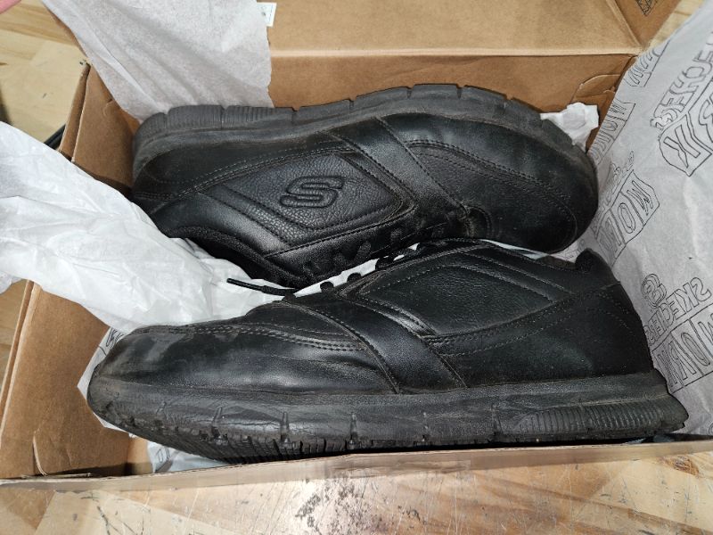 Photo 2 of (VISIBLY USED) SIZE 10.5 Wide Black Skechers Men's Nampa Food Service Shoe 
