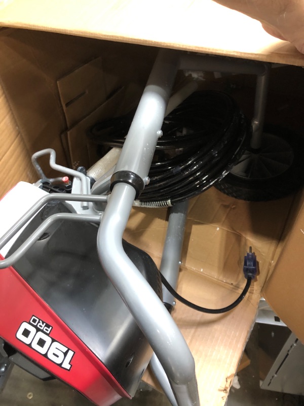 Photo 3 of ***HEAVILY USED AND DIRTY - NOZZLE CLOGGED - UNABLE TO TEST***
Titan ControlMax ?0580008 1900 PRO High Efficiency Airless Paint Sprayer, HEA technology