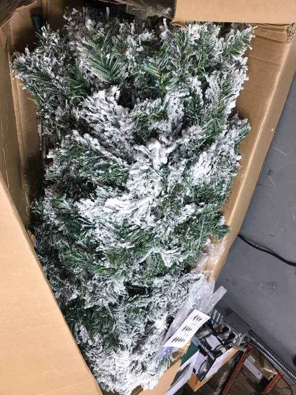 Photo 2 of 7.5ft Pre Lit Flocked Christmas Tree Artificial Xmas Tree Hinged Pine Full Holiday Premium Xmas Tree for Home Office Yard Party Decoration with 531 Warm White LED Lights/1266 Frosted Branch Snow Tips A-flocked-7.5ft