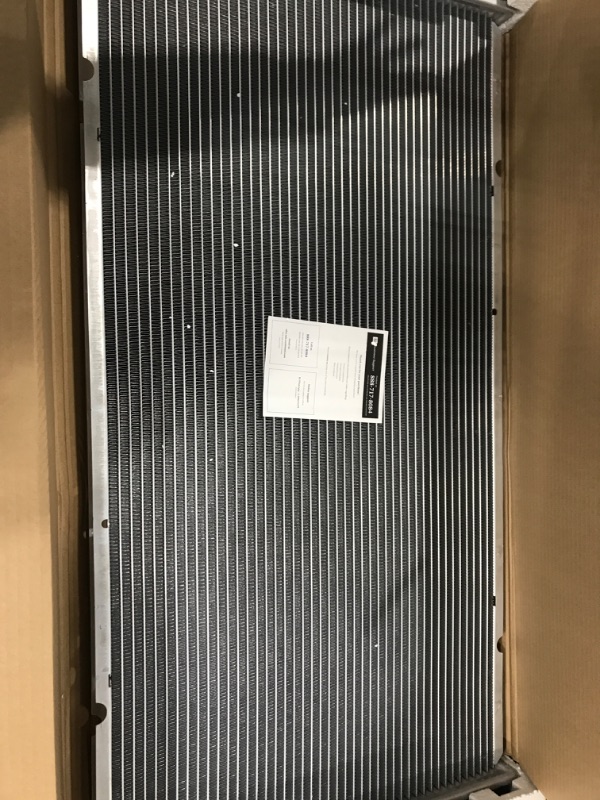 Photo 2 of DWVO Radiator Compatible with Chevy GMC Suburban Yukon Tahoe Pickup Escalade C1500 C2500 C3500 K1500 K2500 K3500 5.0L 5.7L V8 DWRD1018