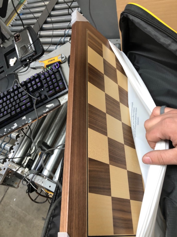 Photo 2 of A&A 21.25" Professional Wooden Tournament Chess Board/Walnut & Maple Inlaid / 2.25" Squares w/o Notation
