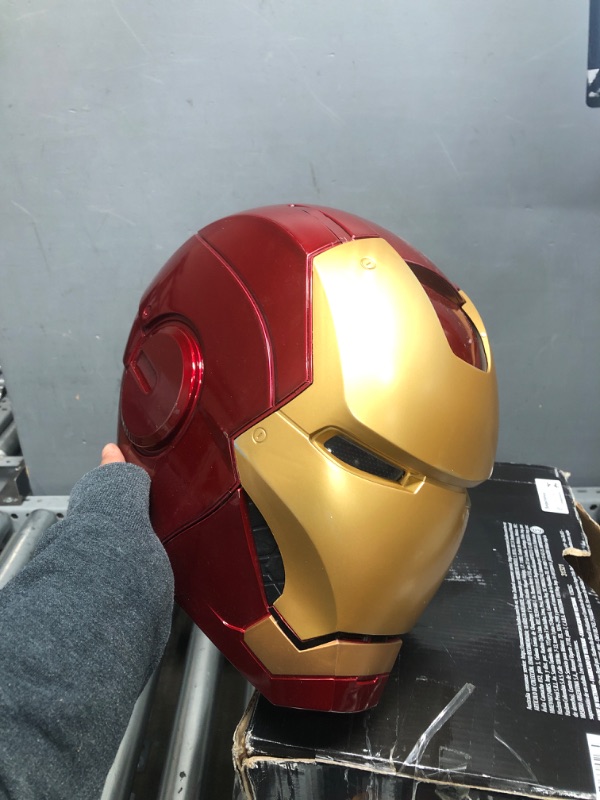 Photo 3 of Avengers Marvel Legends Iron Man Electronic Helmet - Multicolor Characters