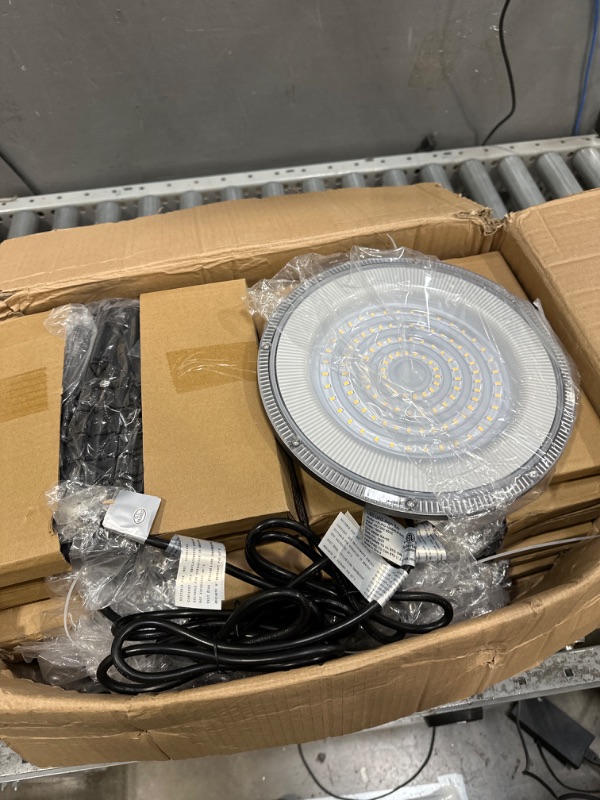 Photo 2 of Lightdot 100W LED High Bay Light, 5000K 14000LM (Eqv. to 400W HPS/MH) LED High Bay Lights, ETL Listed UFO Lights with Plug UFO High Bay Shop Light Energy Saving Upto 760KW*16/Y(5Hrs/Day)-16Pack 100W 16 Pack