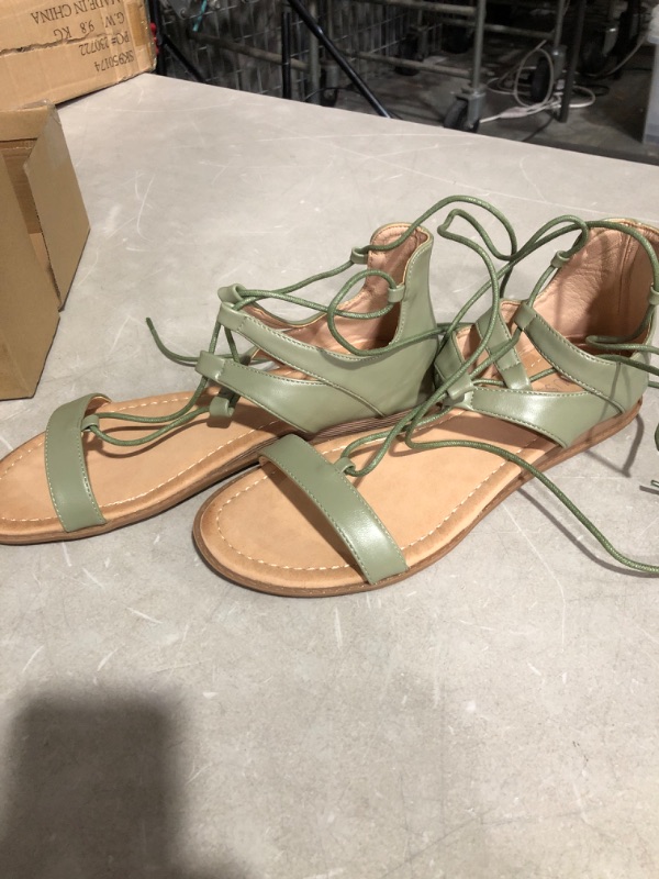 Photo 4 of MUSSHOE Flat Sandals for Women Tie Up Lace Up Womens Sandal
SIZE 11