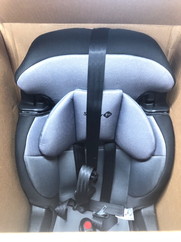 Photo 2 of Safety 1st Grand 2-in-1 Booster Car Seat, Extended Use: Forward-Facing with Harness, 30-65 pounds and Belt-Positioning Booster, 40-120 pounds, High Street