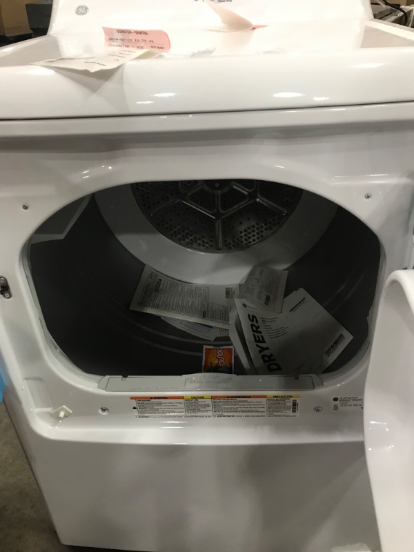 Photo 3 of GE 7.2-cu ft Electric Dryer (White)
