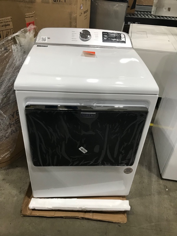 Photo 2 of Maytag SMART Capable 7.4-cu ft Smart Electric Dryer (White)
