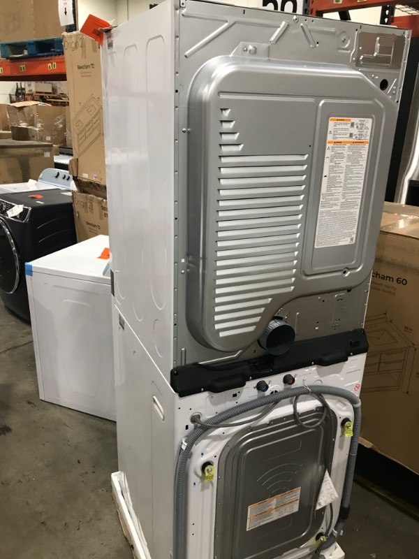 Photo 1 of LG WashTower Electric Stacked Laundry Center with 4.5-cu ft Washer and 7.4-cu ft Dryer (ENERGY STAR)
