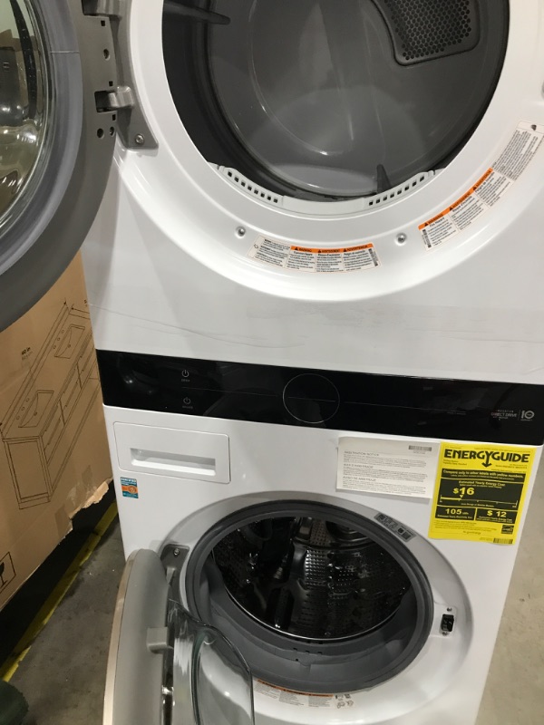 Photo 3 of LG WashTower Electric Stacked Laundry Center with 4.5-cu ft Washer and 7.4-cu ft Dryer (ENERGY STAR)
