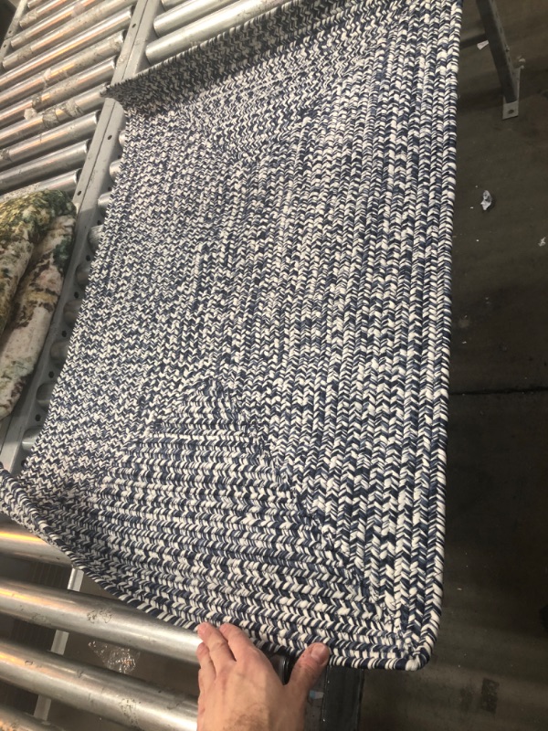 Photo 1 of 2' x 3' Blue and white Woven Rug 