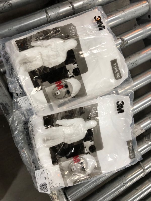 Photo 1 of Bundle of 2, 3m Coveralls 2XL Wht Non-Porous Film Lam 4510-XXL
