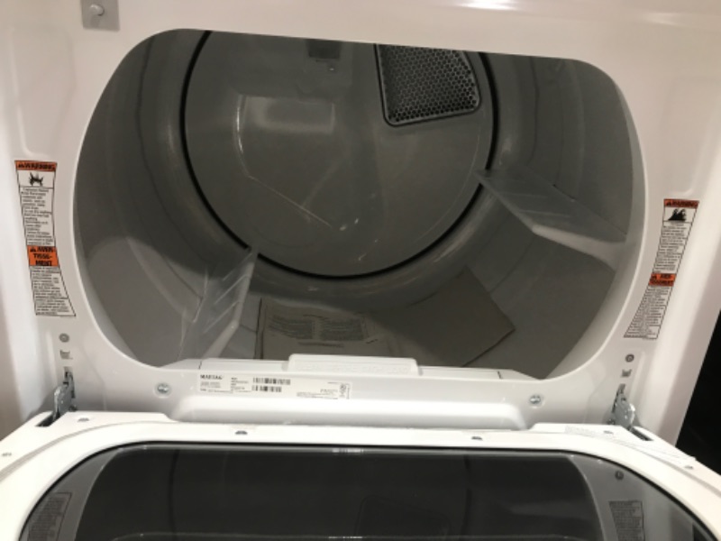 Photo 3 of Maytag SMART Capable 7.4-cu ft Smart Electric Dryer (White)
