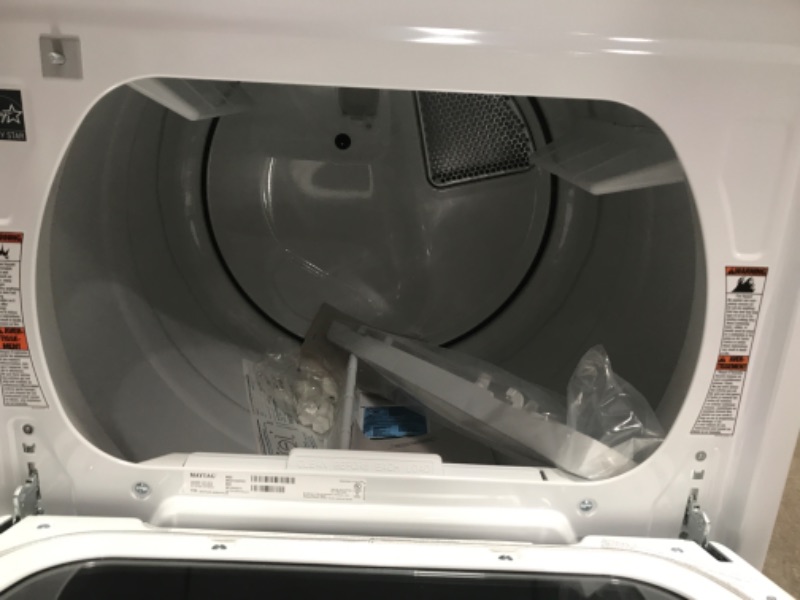 Photo 3 of Maytag Smart Capable 7.4-cu ft Steam Cycle Smart Electric Dryer (White) ENERGY STAR
