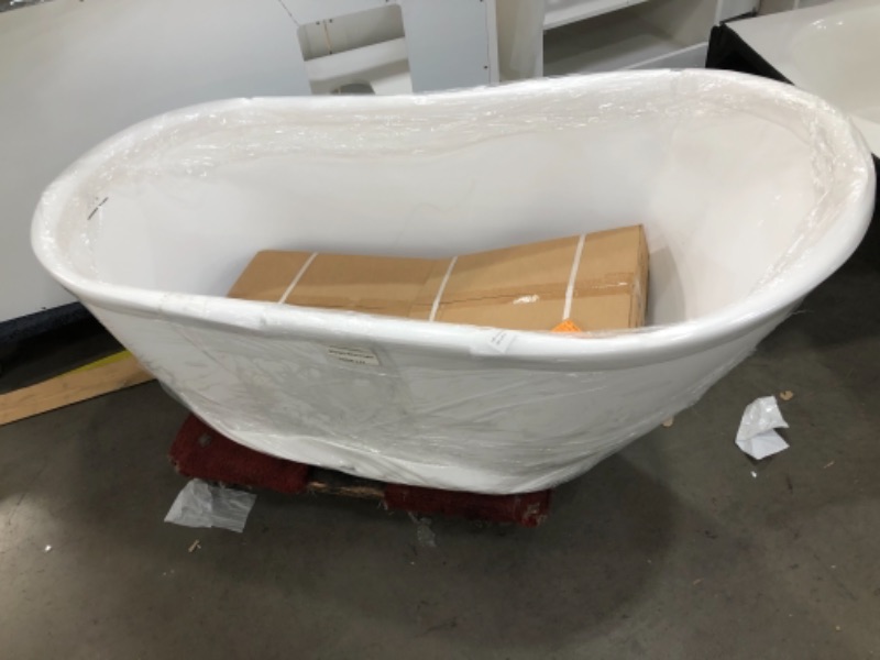 Photo 3 of 53.9 in. Fiberglass Flatbottom Freestanding Bathtub with Tub Filler Combo in Glossy White
