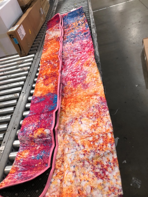 Photo 1 of 4ft x 7ft rug.