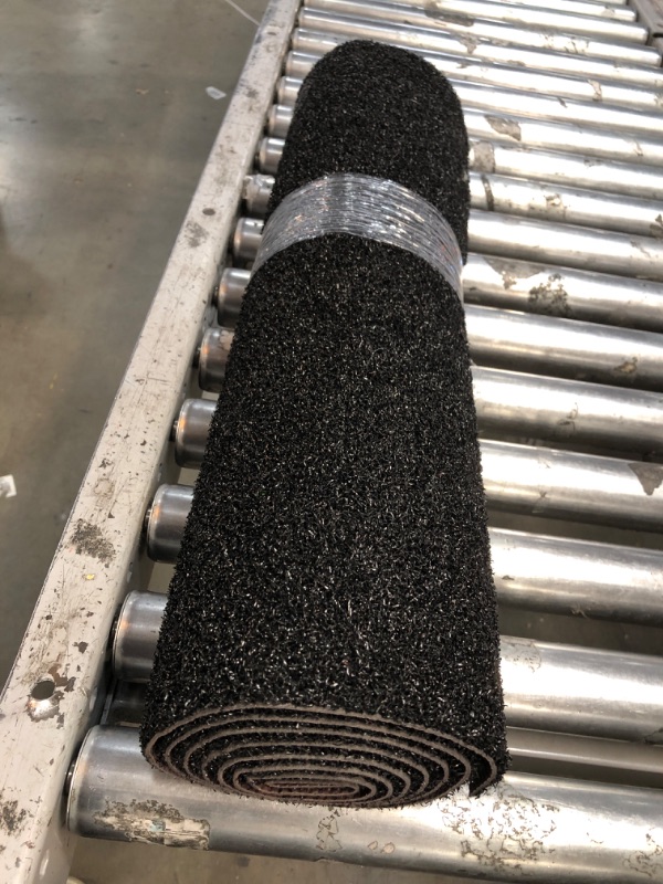 Photo 1 of 2' X 7' BLACK MAT 