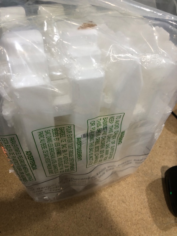 Photo 1 of  Fence White Plastic Tree Fence Thick Plastic Fence Mini Fence Decorations Plastic Garden Fencing for Christmas Wedding Party...

