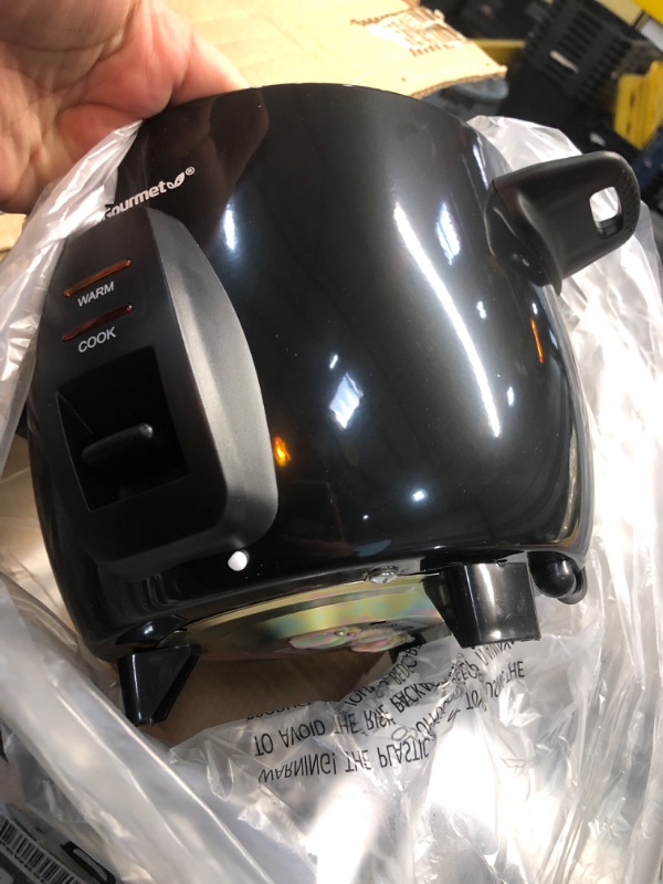 Photo 3 of **NONREFUNDABLE**FOR PARTS OR REPAIR**SEE NOTES**
Elite Gourmet ERC2010B# Electric 10 Cup Rice Cooker with 304 Surgical Grade Stainless Steel Inner Pot Makes Soups, Stews, Grains, Cereals, Keep Warm Feature, 10 cups cooked (5 Cups uncooked), Black 10 Cups