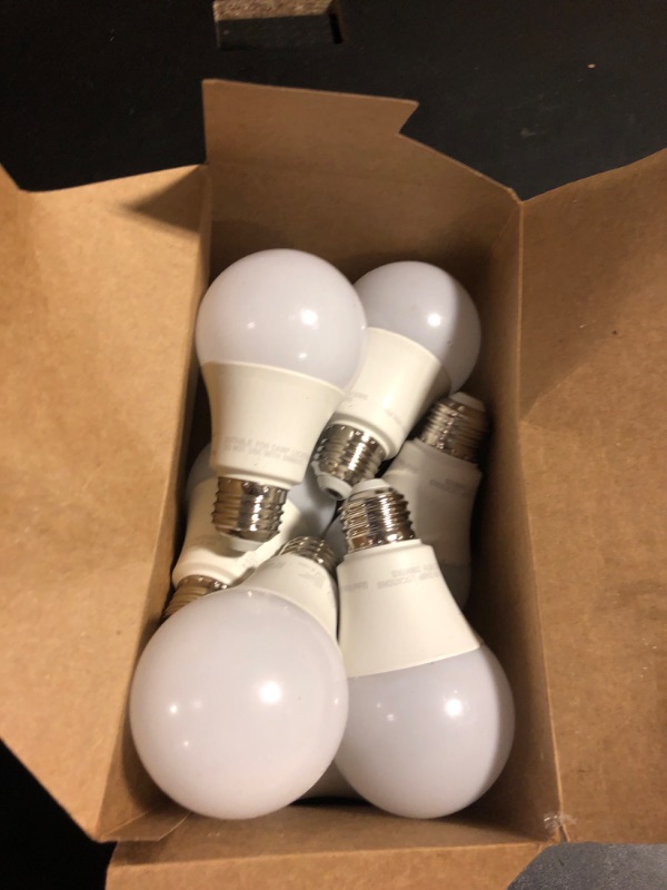 Photo 3 of 100-Watt Equivalent A19 Non-Dimmable CEC Rated LED Light Bulb Daylight (8-Pack)
