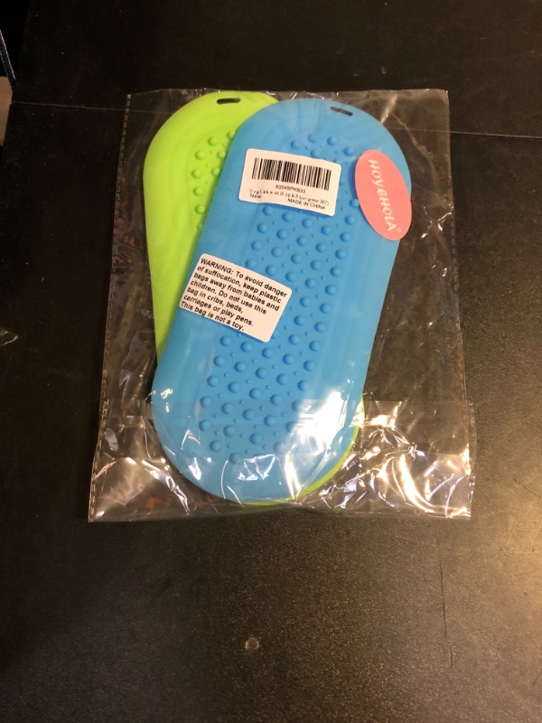 Photo 2 of 2 Pack Dog Lick Mat for Dogs,with Suction Cups for Dog Anxiety Relief,Perfect for Bathing(Apple Blue+green367)