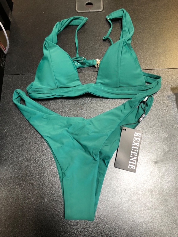 Photo 1 of Green 2pcs Bikini Set Medium / small 