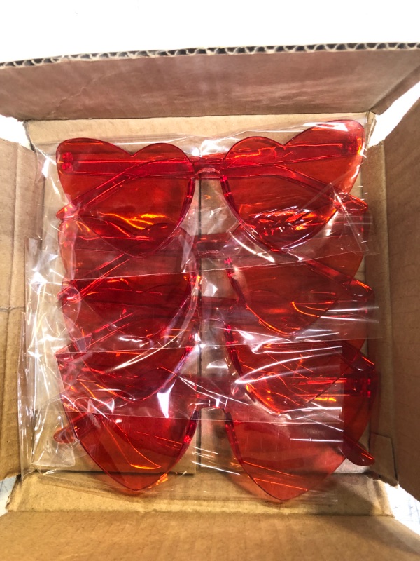 Photo 1 of Red Heart Sunglasses 4pcs