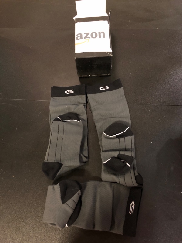 Photo 2 of CELERSPORT 3 Pairs Compression Socks 20-30mmHg for Men and Women Nursing Socks