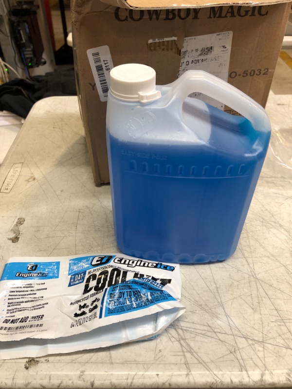 Photo 2 of Engine Ice TYDS008 High Performance Coolant - 0.5 Gallon