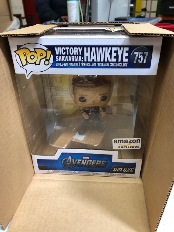 Photo 2 of Funko Pop! Deluxe Marvel: Avengers Victory Shawarma Series - Hawkeye, Amazon Exclusive, Figure 3 of 6