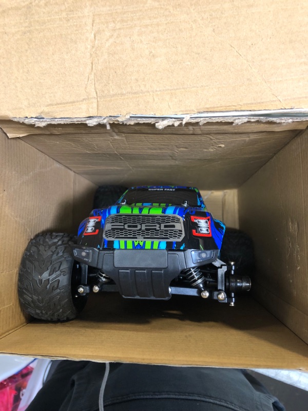 Photo 2 of DOUBLE E Ford Raptor F150 Remote Control Car 20km/h 4WD RC Car with Rechargeable Battery Headlights High Speed Off Road Monster Trucks for Boys Girls Kids, Green Green Large