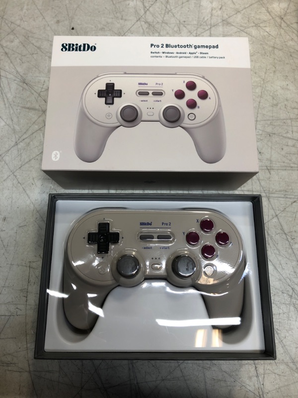 Photo 1 of 8BitDo Pro2 USB-C/Bluetooth G-Classic Edition Gamepad

