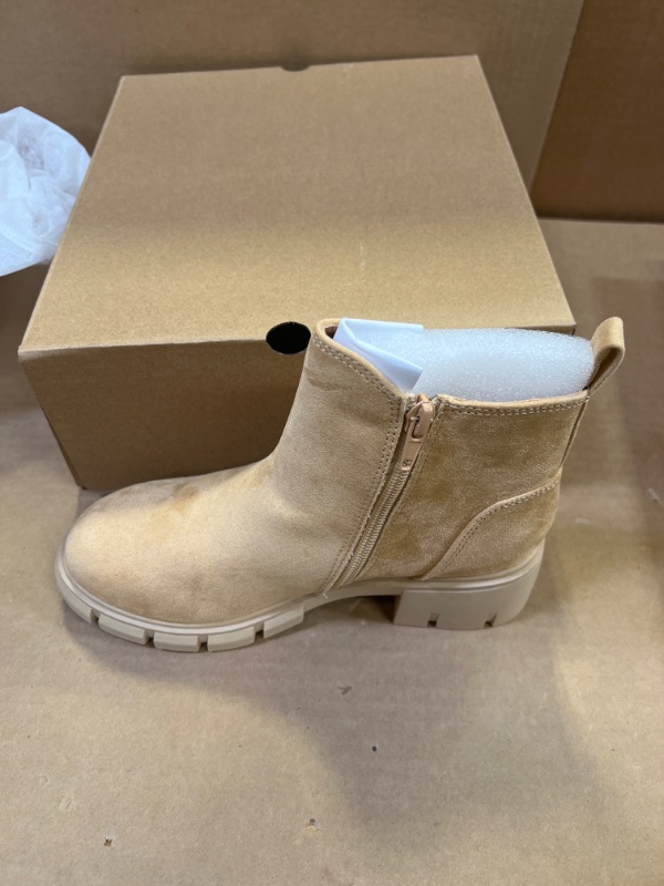 Photo 1 of   size 2   Trish Lucia Womens Platform Ankle Boots Lug Sole Chunky Chelsea Boots Non-Slip Block Heels Slip on Combat Fashion