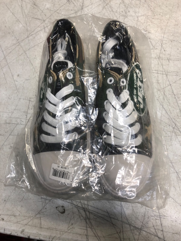 Photo 2 of FOCO New York Jets NFL Womens Camo Low Top Canvas Shoes - 9
