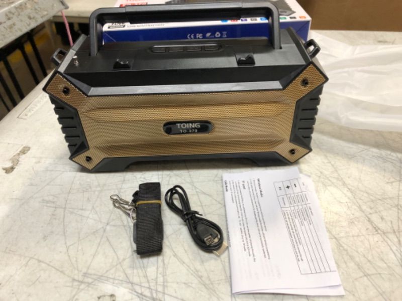 Photo 1 of TO-370 Toing 10W Solar Powered Bluetooth Speaker Built In Microphone,1500Mah Battery
