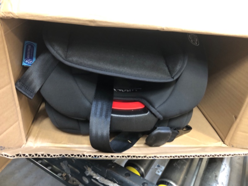 Photo 2 of Graco Tranzitions 3 in 1 Harness Booster Seat Black