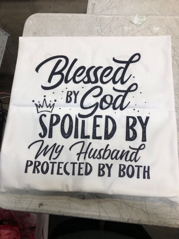 Photo 1 of 1pc Pillow Cover 18x18"