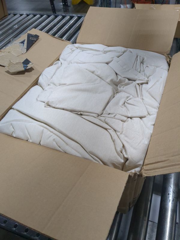 Photo 1 of BEIGE COMFORTER, UNKNOWN SIZE