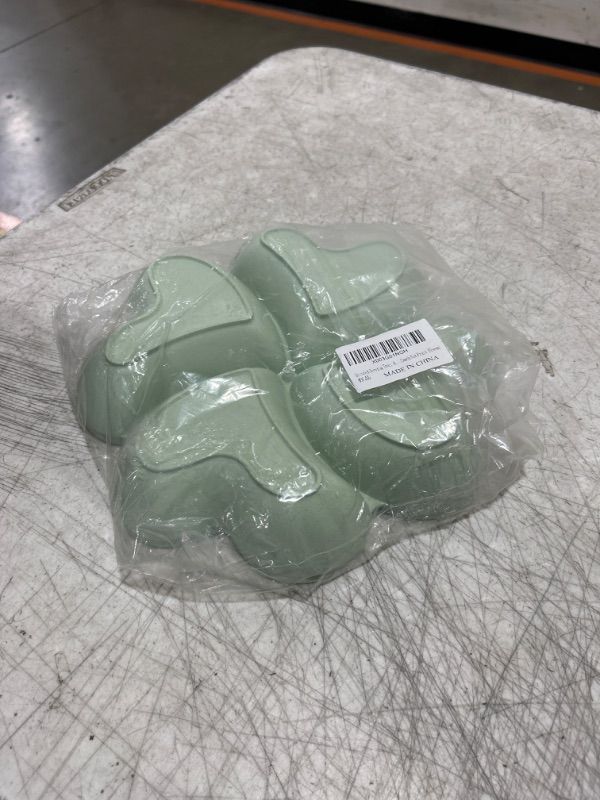 Photo 1 of Divided Serving Tray, Appetizer Sectioned Platter, Dessert Serving Dish, Reusable Plastic Snack Plates, Round Relish Tray, 4 Compartment for Chips and Dip Veggies Candy Nut Fruit (Green)