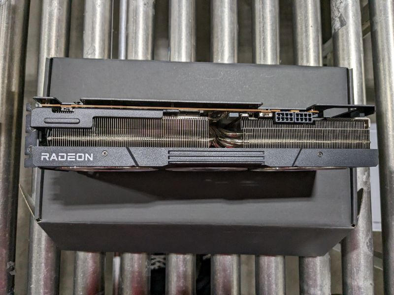 Photo 6 of PowerColor Hellhound AMD Radeon RX 7900 XTX Graphics Card 7900XTX Hellhound