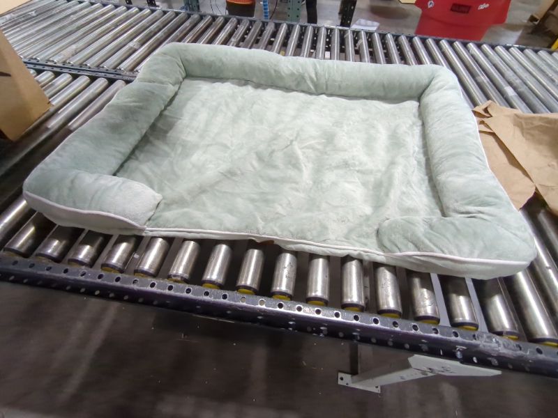 Photo 1 of LARGE GREEN DOG BED