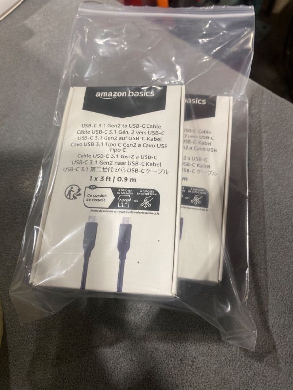 Photo 1 of Amazon Basics Fast Charging 60W USB-C3.1 Gen2 to USB-C Cable - 3-Foot, Black for Laptop (2pk)
