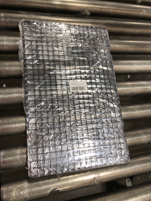 Photo 1 of 10" x 16" baking sheet wire grid