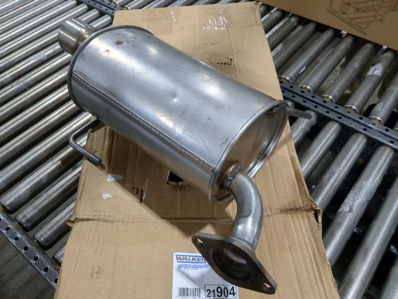 Photo 2 of Walker Exhaust Quiet-Flow Stainless Steel 21904 Direct Fit Exhaust Muffler 2.75" Outlet (Outside)