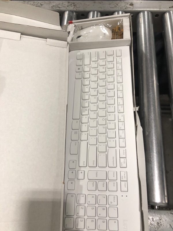 Photo 2 of Lenovo 510 Wireless Combo with 2.4 GHz USB Receiver, Slim Full Size Keyboard, Full Number Pad, 1200 DPI Optical Mouse, Left or Right Hand, GX30W75336, White Keyboard + Mouse White