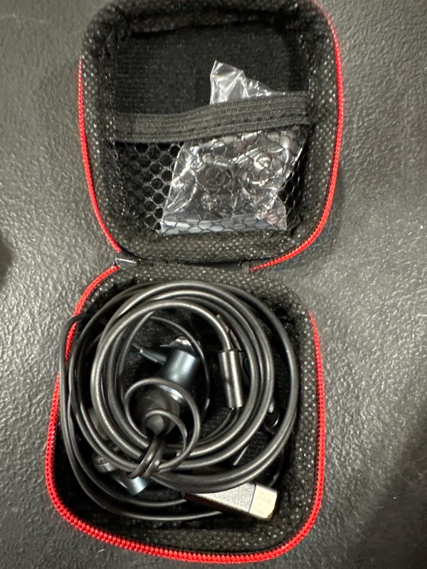 Photo 1 of EAR BUDS USB C CONNECT.