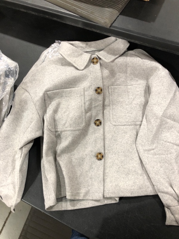 Photo 1 of (M) Fisoew Women's Fall Oversized Short Shacket Jacket Button Down Long Sleeve Shirt Jacket Coat with Pockets Light Grey 